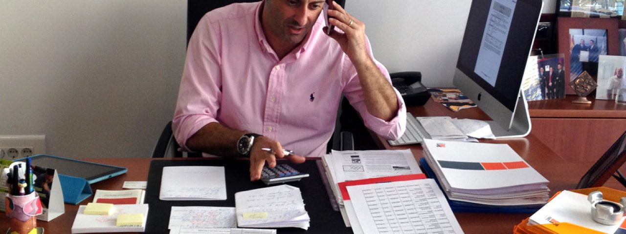 Aprovechando la celebración esta semana de los premios que concede la Federación del Círculo de Empresarios de la Marina Alta (CEDMA)